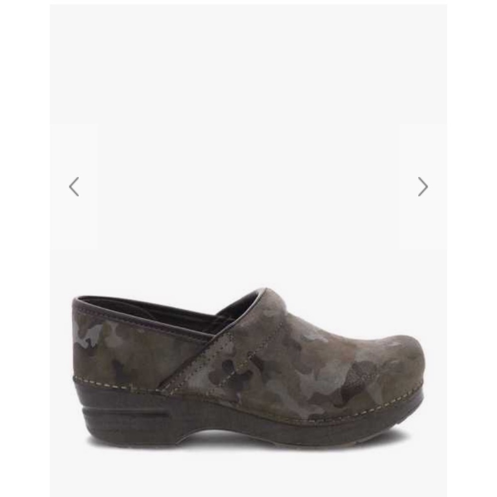 Camo Danskos